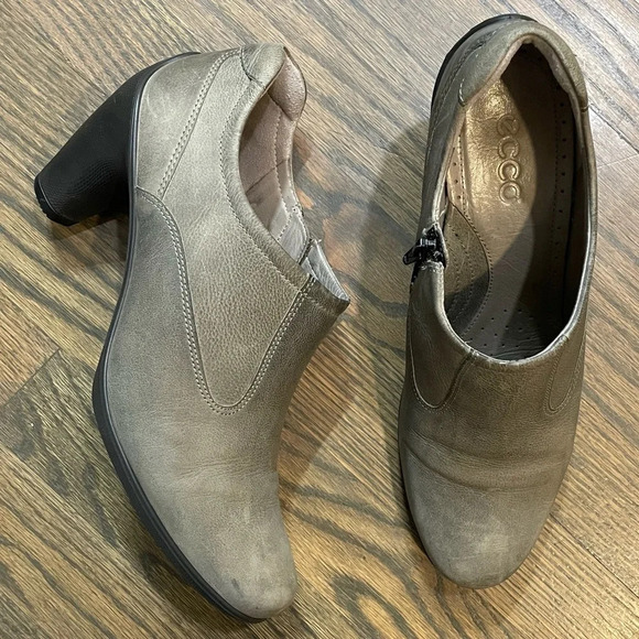 Ecco Sculpted Low Cut Ankle Leather Heeled Boots EU 41 - Picture 14 of 14
